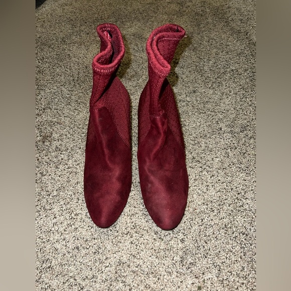 Red ankle booties - Picture 1 of 5